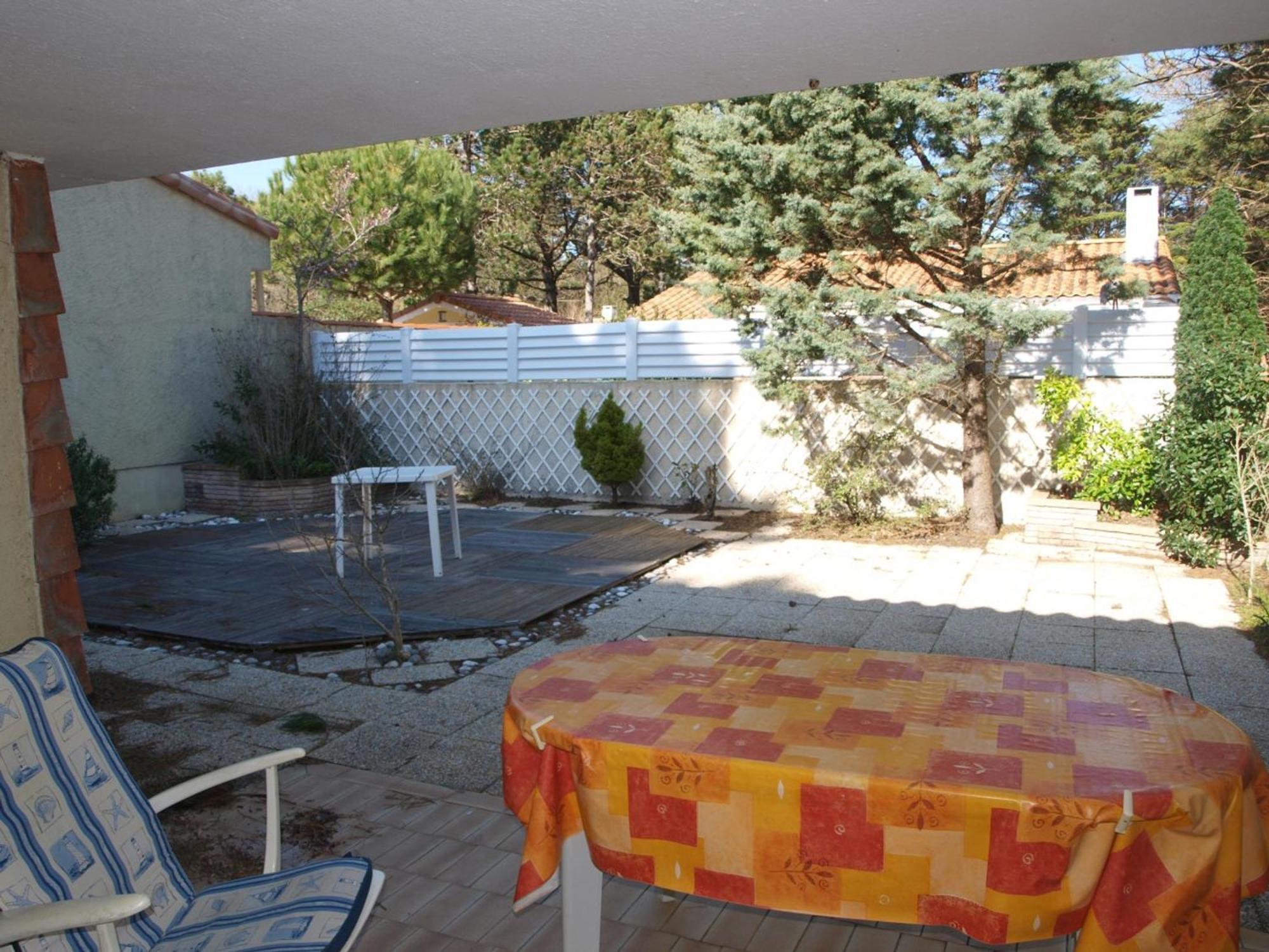 Charmant Pavillon A Saint-Jean-De-Monts: 2 Chambres, Proche Plage, Foret Et Commerces, Jardin Clos - Fr-1-323-259 Exterior foto